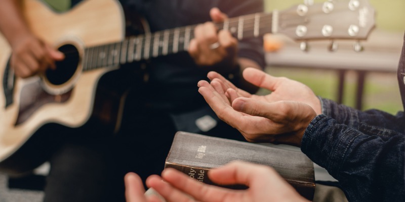 Worship*Heartfelt, passionate and intimate worship